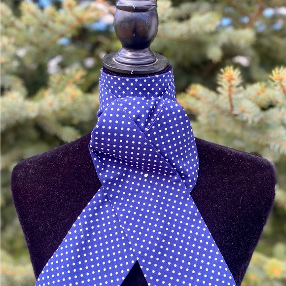 Equestrian Stock Tie Foxhunting Dressage Show Ring - Picture 1 of 4